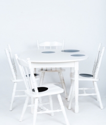 Table de style colonial  blanche avec rallonge + 4 chaises 1970